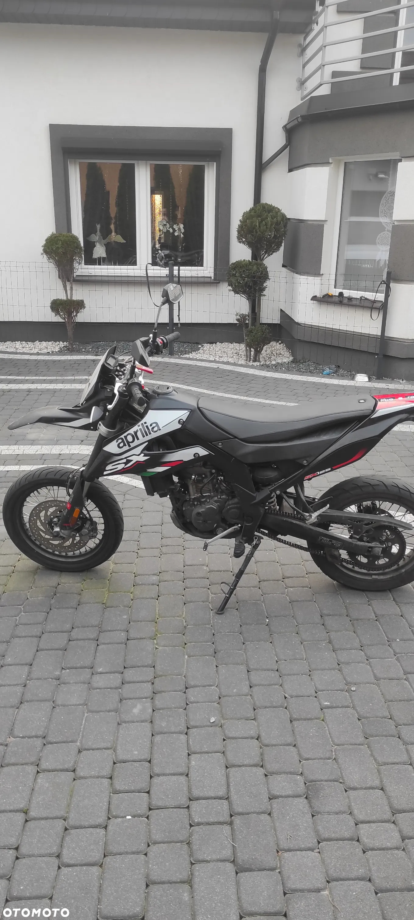 Aprilia SX