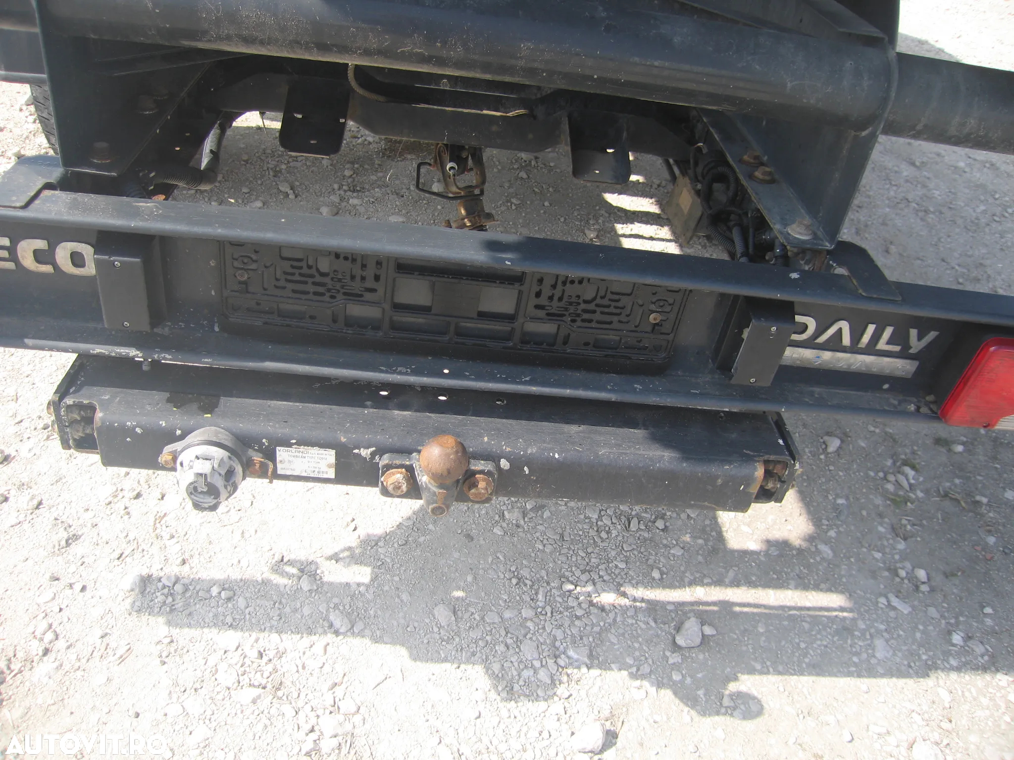 Iveco DAILY 35 S 16 , 3 LOC. BASCULABIL PE TREI PARTI, AC. EURO VI. - 12