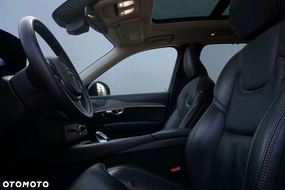 Volvo XC 90 - 15
