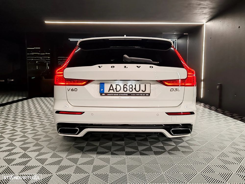 Volvo V60 2.0 D3 R-Design Geartronic - 12
