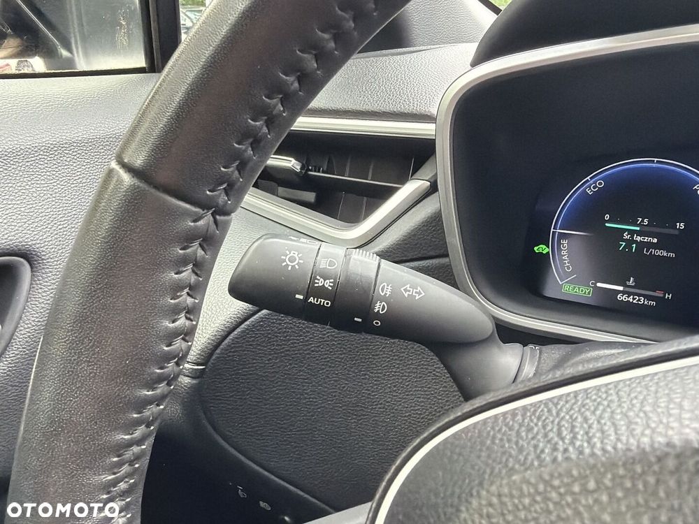 Toyota Corolla Cross - 26