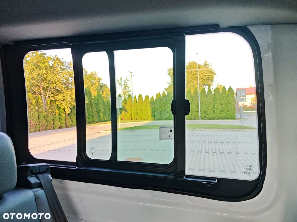 Ford Transit Kombi L2H2 Trend - 18