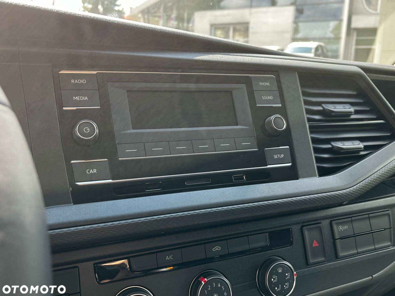 Volkswagen Transporter Furgon - 12