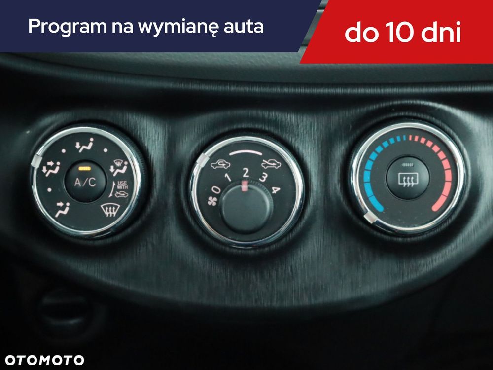 Toyota Yaris - 14