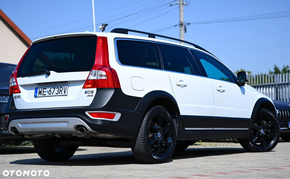 Volvo XC 70 D5 AWD Summum - 8