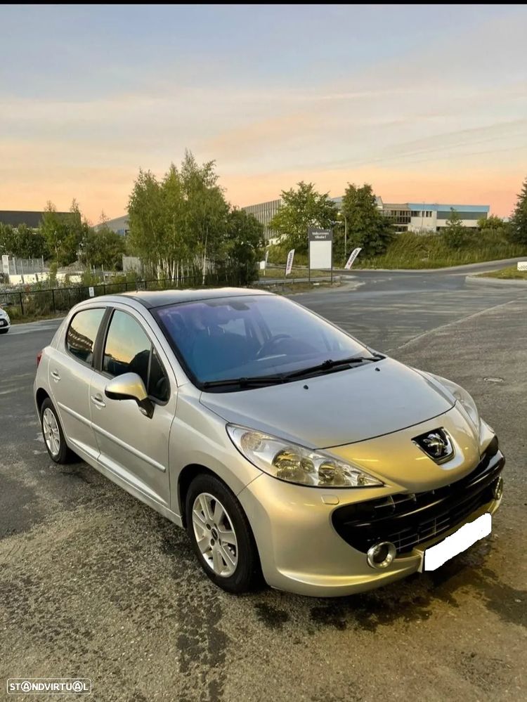 Peugeot 207 110 HDi FAP Filou - 3