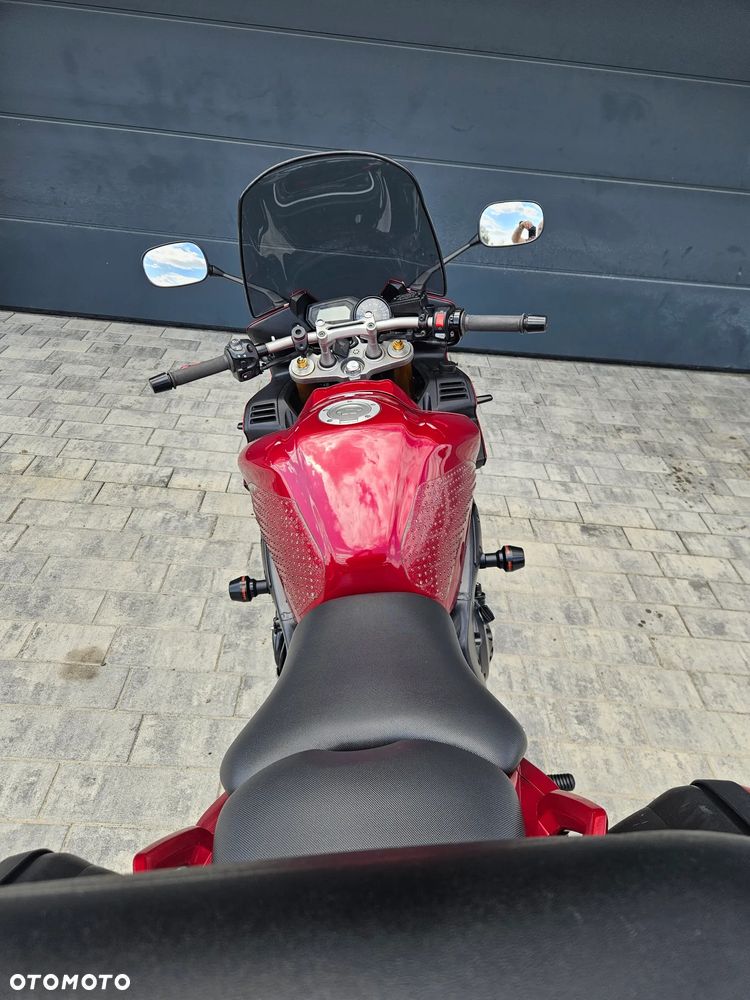 Yamaha FZ - 17