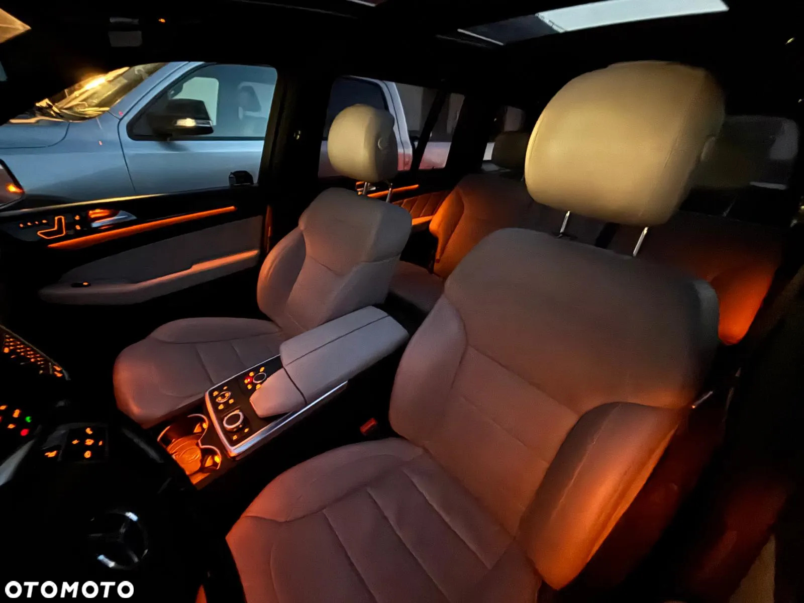 Mercedes-Benz GL 400 4-Matic - 10