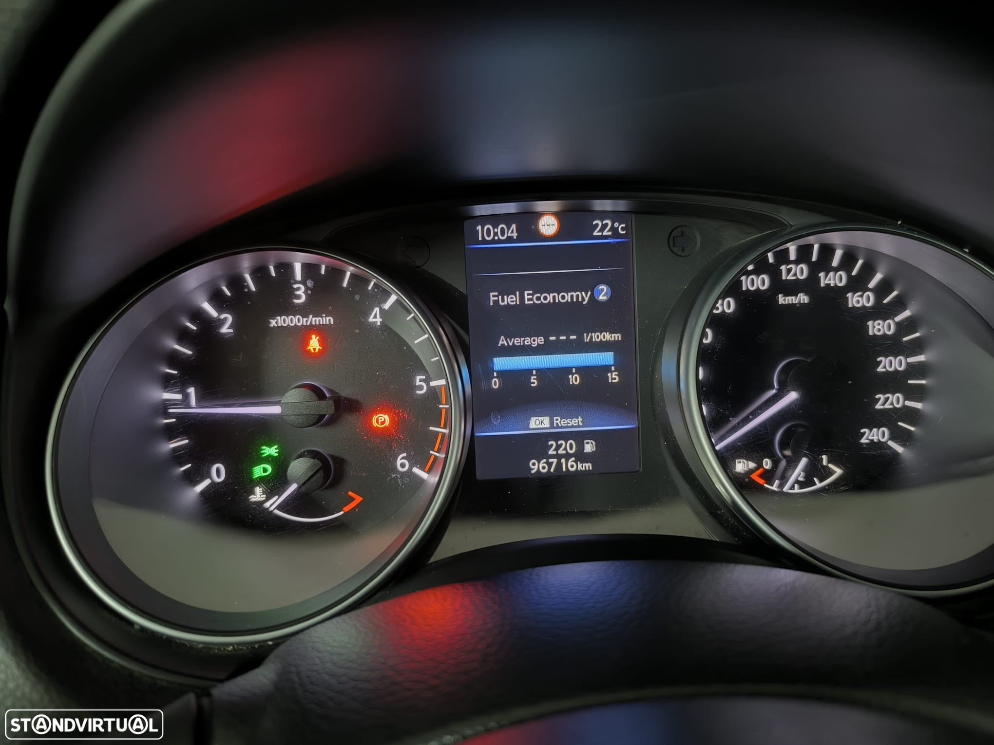 Nissan Qashqai 1.5 dCi N-Connecta - 11