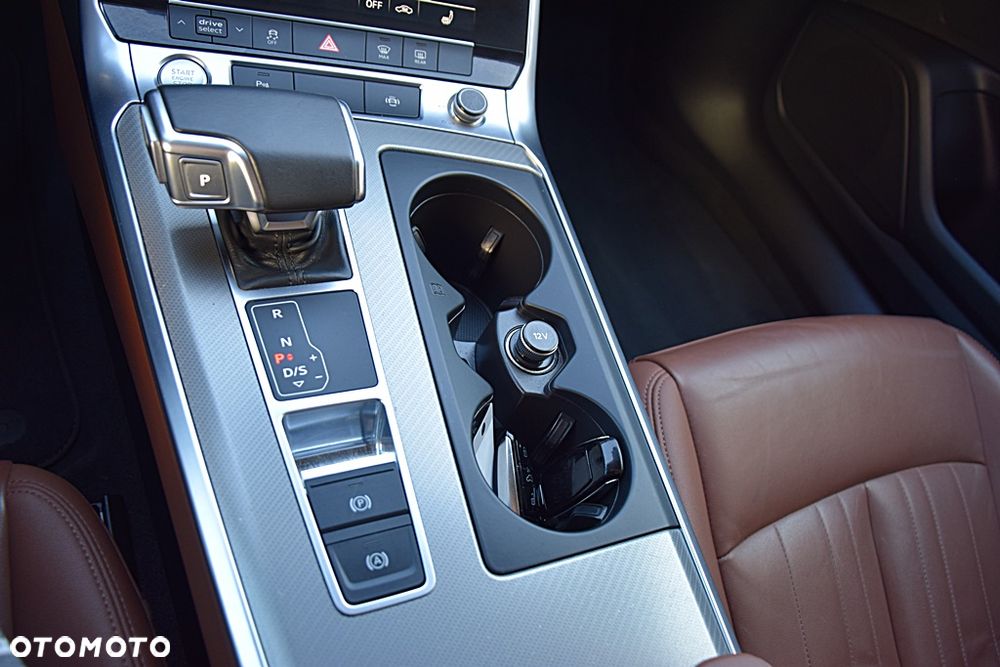 Audi A6 Avant 40 TDI quattro S tronic - 23