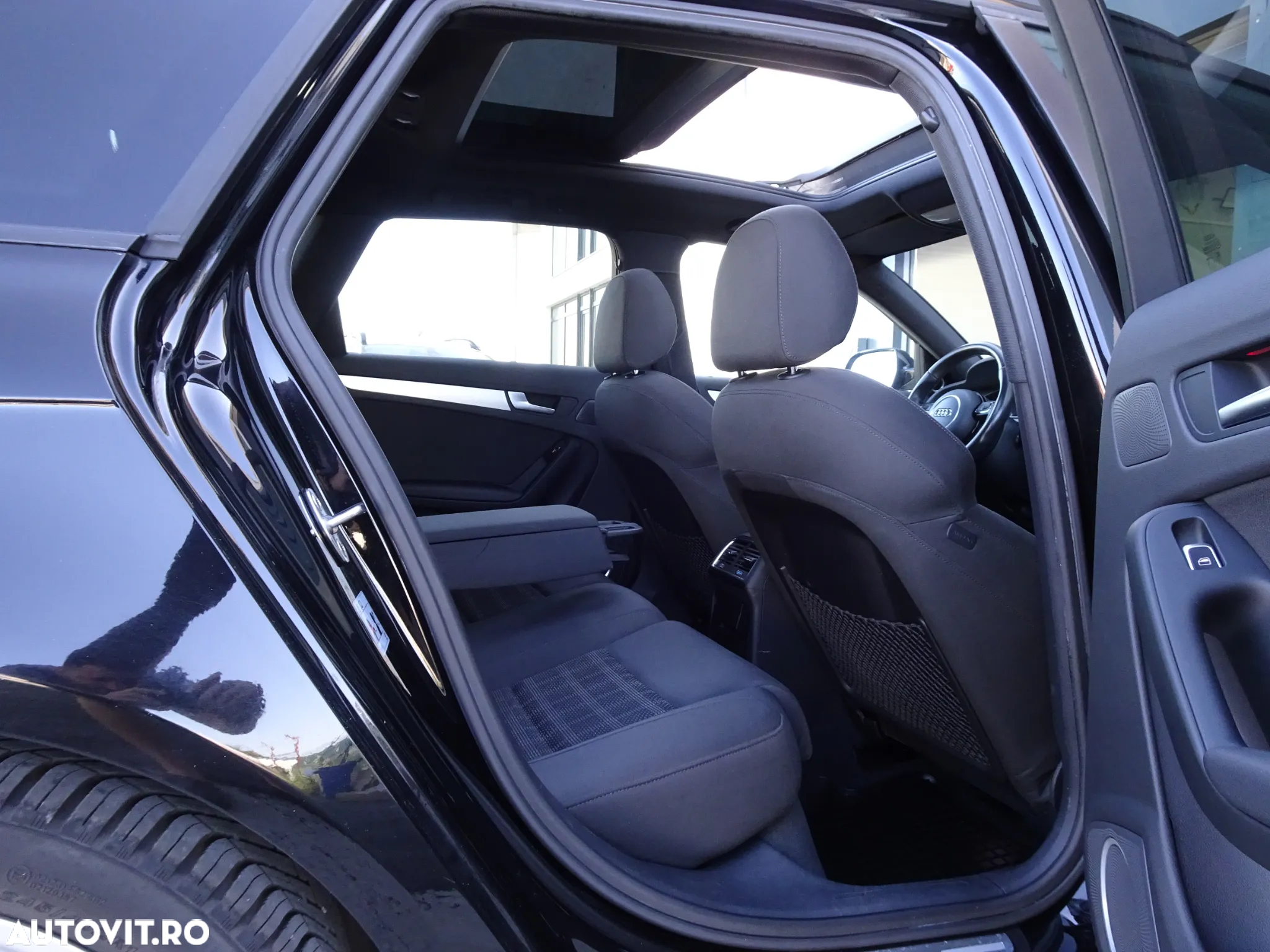 Audi A4 Avant 2.0 TDI DPF multitronic S line Sportpaket - 18
