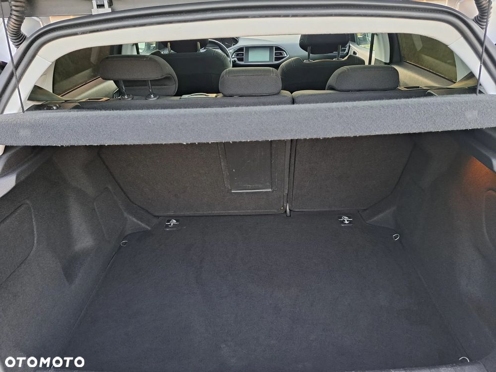 Peugeot 308 - 17