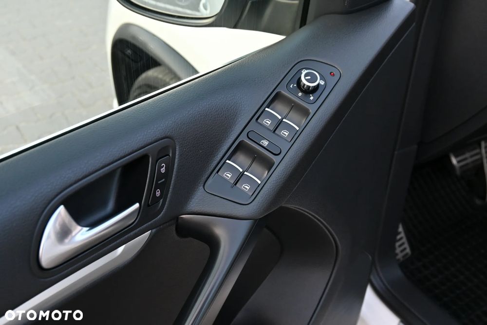 Volkswagen Tiguan 2.0 TDI 4Mot R-Style DSG - 29