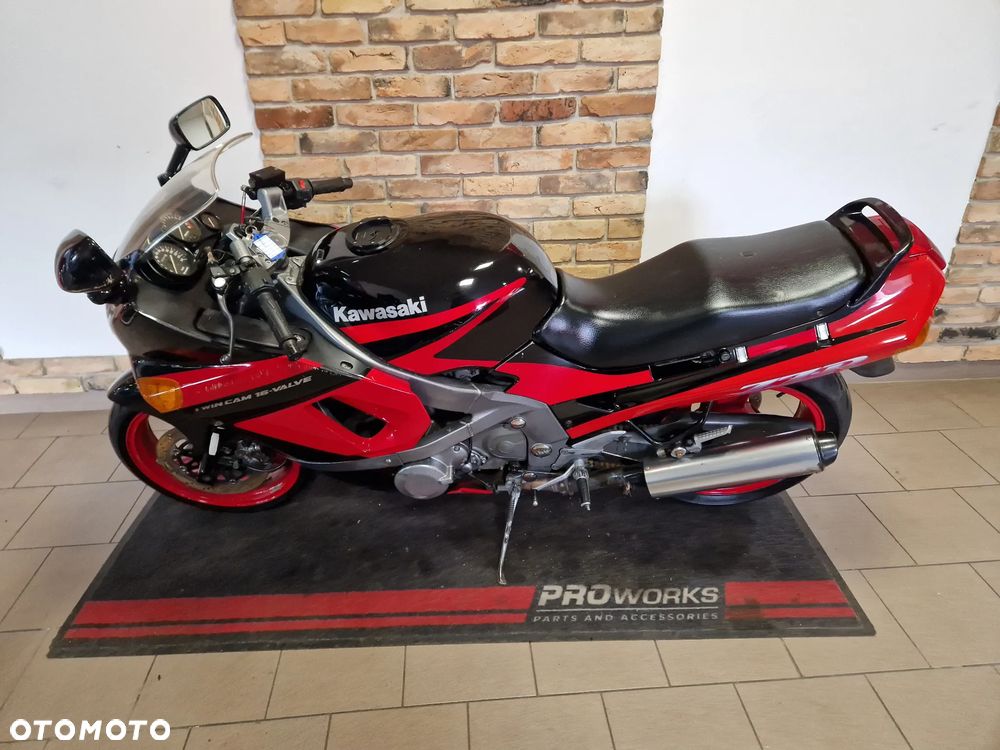 Kawasaki ZZR - 18