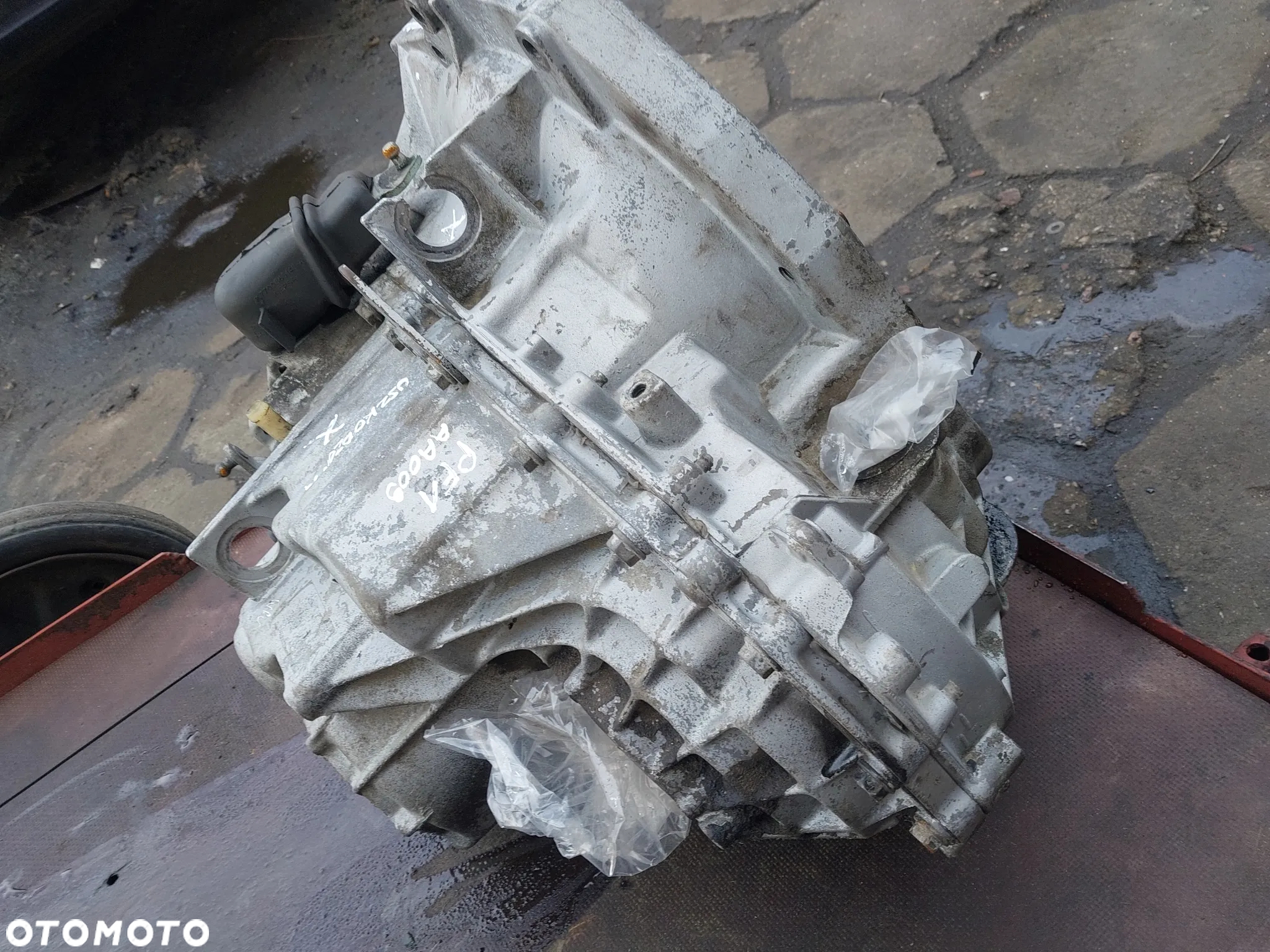 Skrzynia Biegów Renault Master Opel Movano PF1AA009 PF1 009 Uszkodzona na części 2.2 dci 2.5 DCI - 5