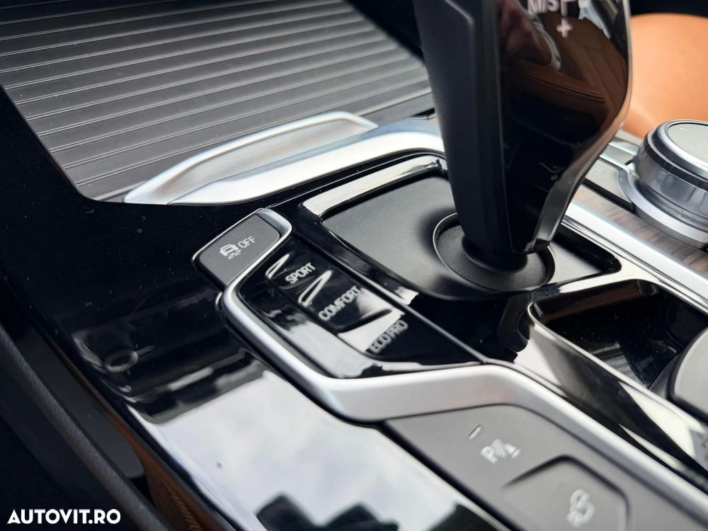 BMW X3 xDrive30i Aut. Luxury Line - 29