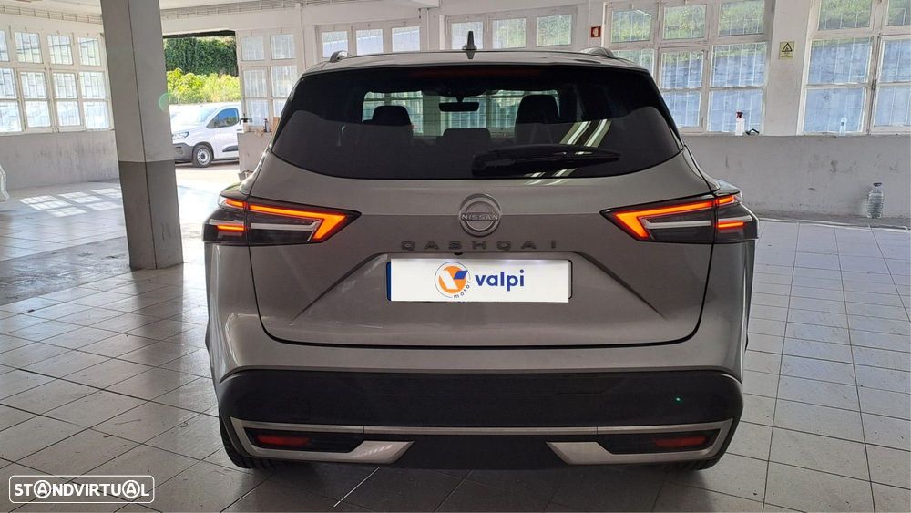 Nissan Qashqai 1.3 DIG-T N-Connecta LED - 6