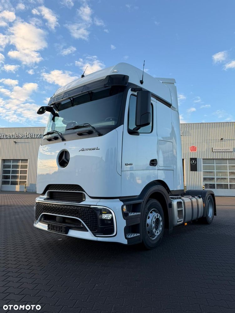 Mercedes-Benz Actros - 1