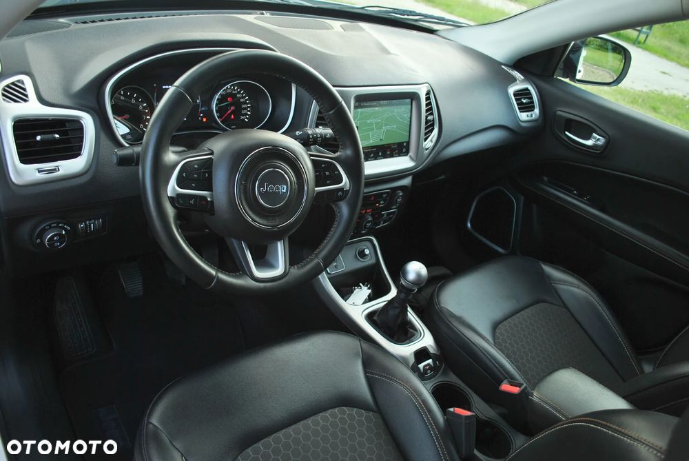 Jeep Compass 1.4 MultiAir Longitude - 8