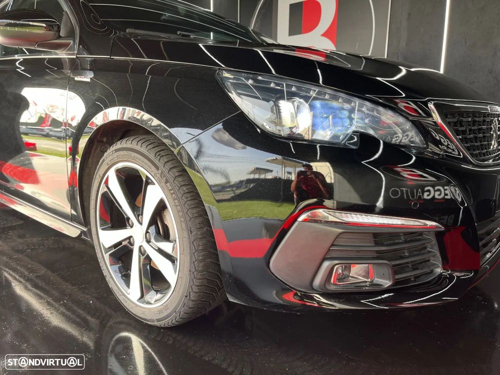 Peugeot 308 - 32