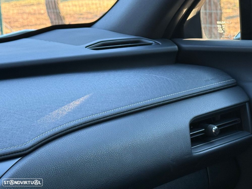 Lexus UX 250h F Sport - 44