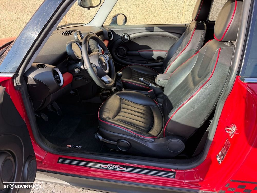 MINI 3 Portas Cooper D - 10