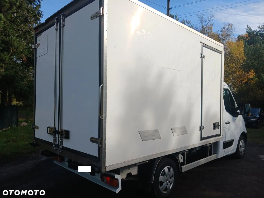 Renault Master III 2017r Izoterma chłodnia Mroźnia Agregat zasilanie 230V Salon - 4