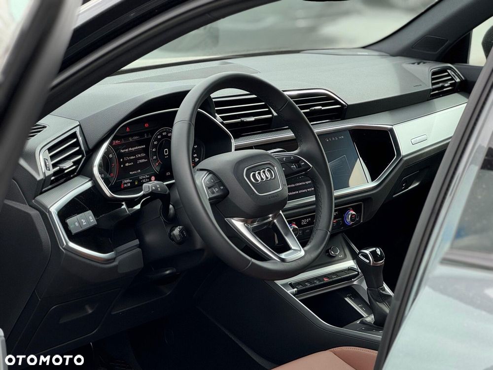 Audi Q3 Sportback - 9