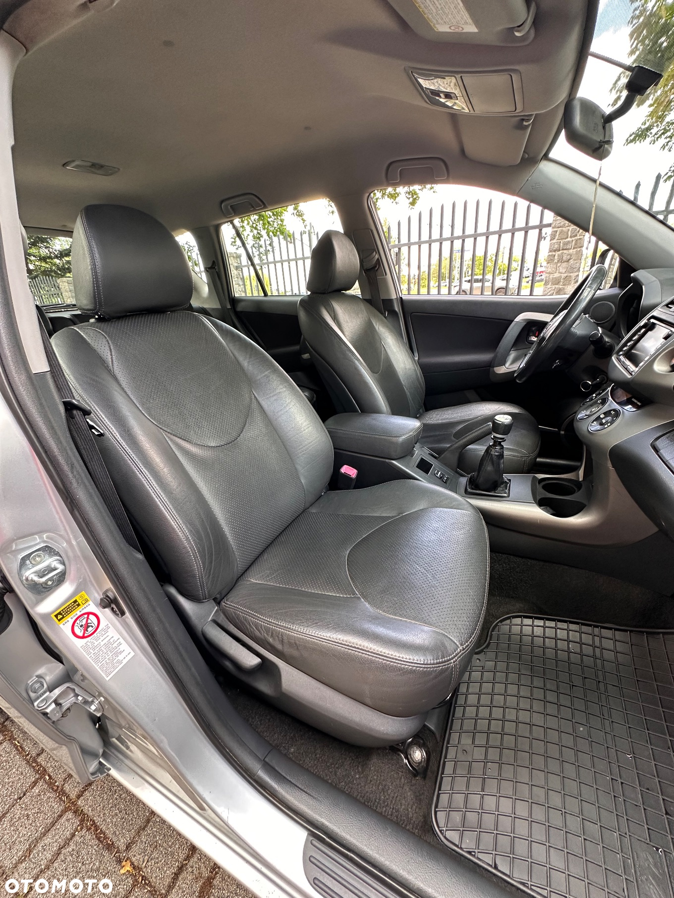 Toyota RAV4 2.2 D-CAT Sol - 15