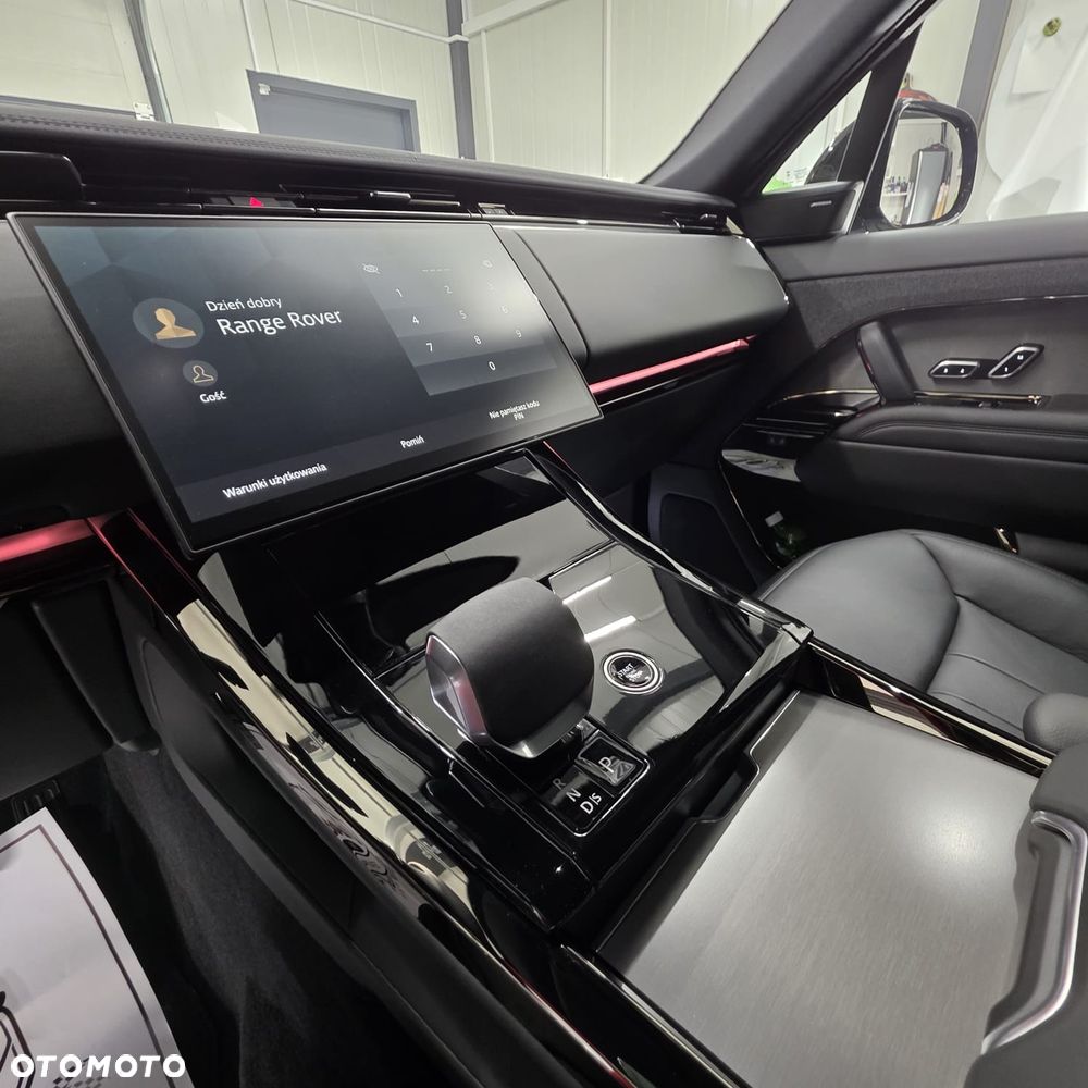 Land Rover Range Rover Sport 2025 photo 3