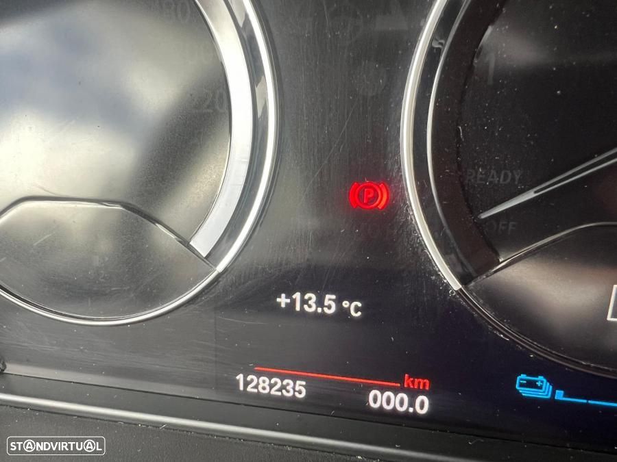 BMW X1 25 e xDrive Corporate Edition - 14