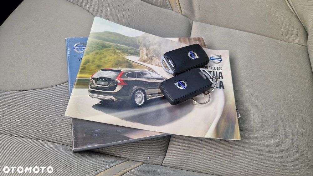 Volvo V40 D3 Geartronic Summum - 18