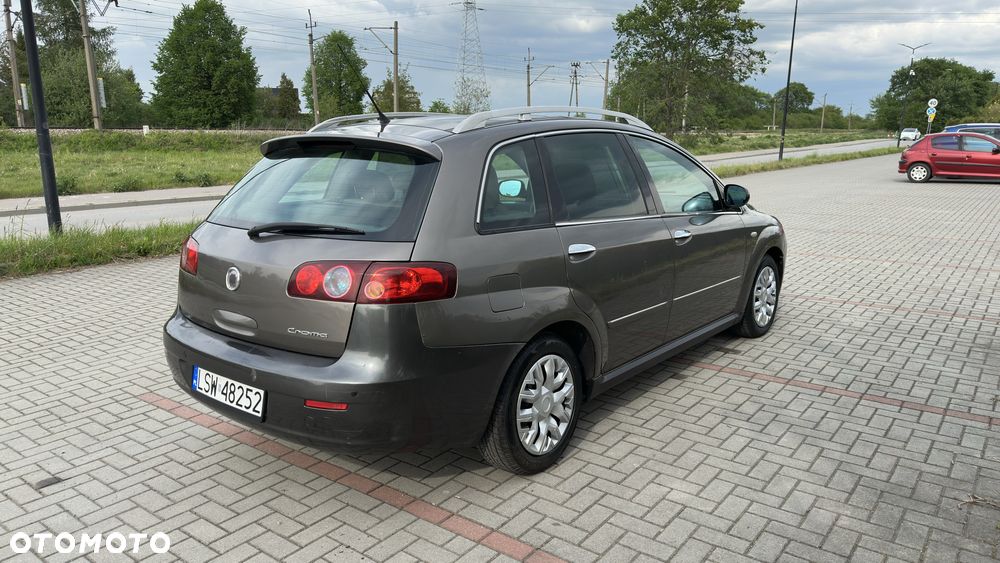 Fiat Croma 1.9 Multijet 16V DPF Emotion - 4