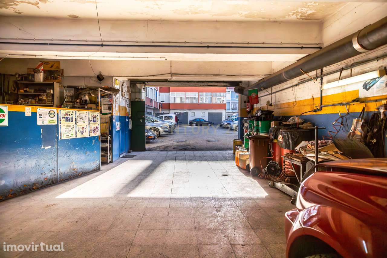 Armazém de 199 m2 na Cova da Piedade, Arrendamento. - Grande imagem: 2/21