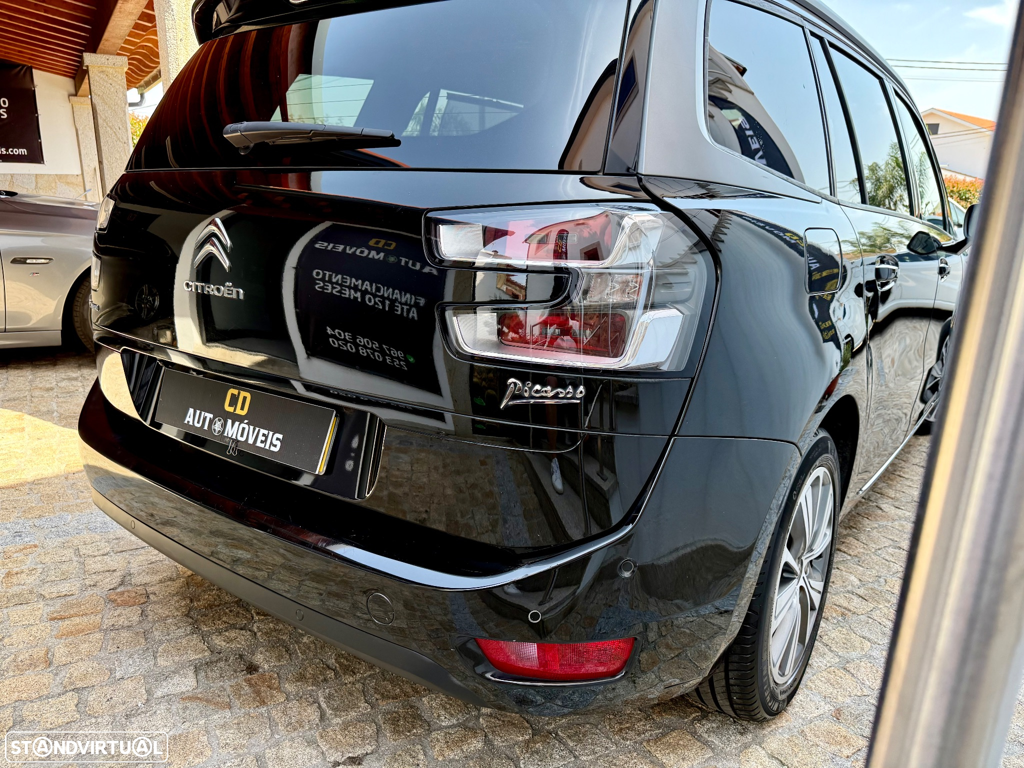 Citroën C4 Grand Picasso e-HDi 115 Intensive - 13
