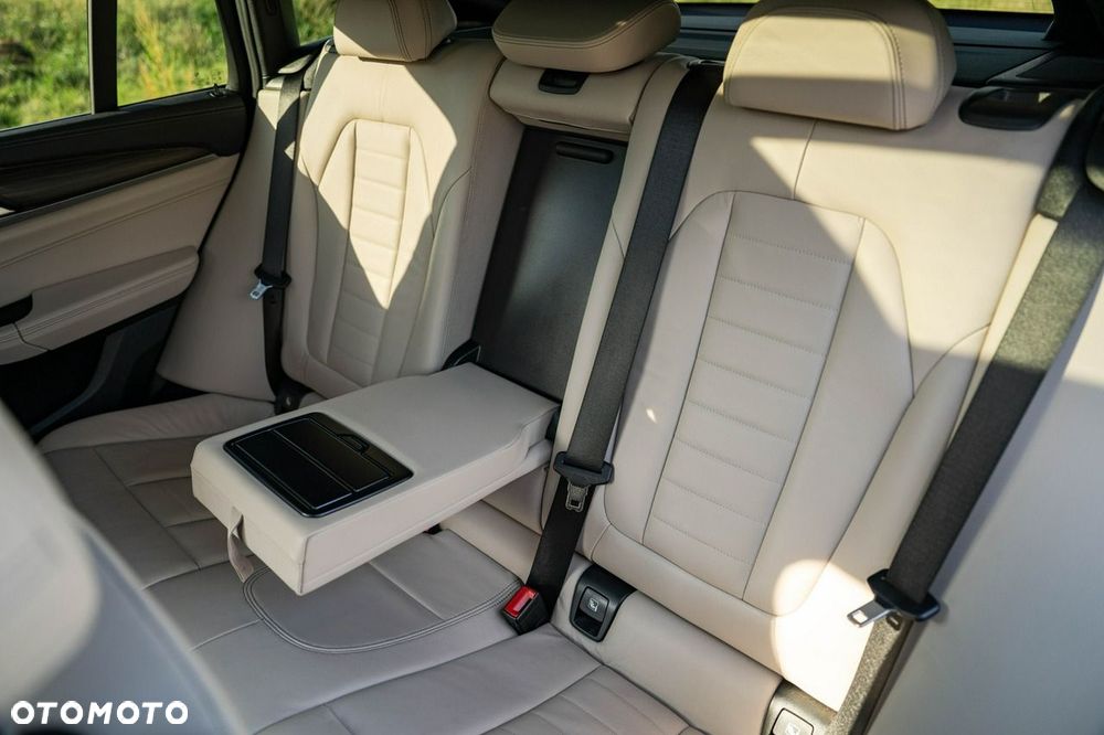 BMW X4 xM40d - 25