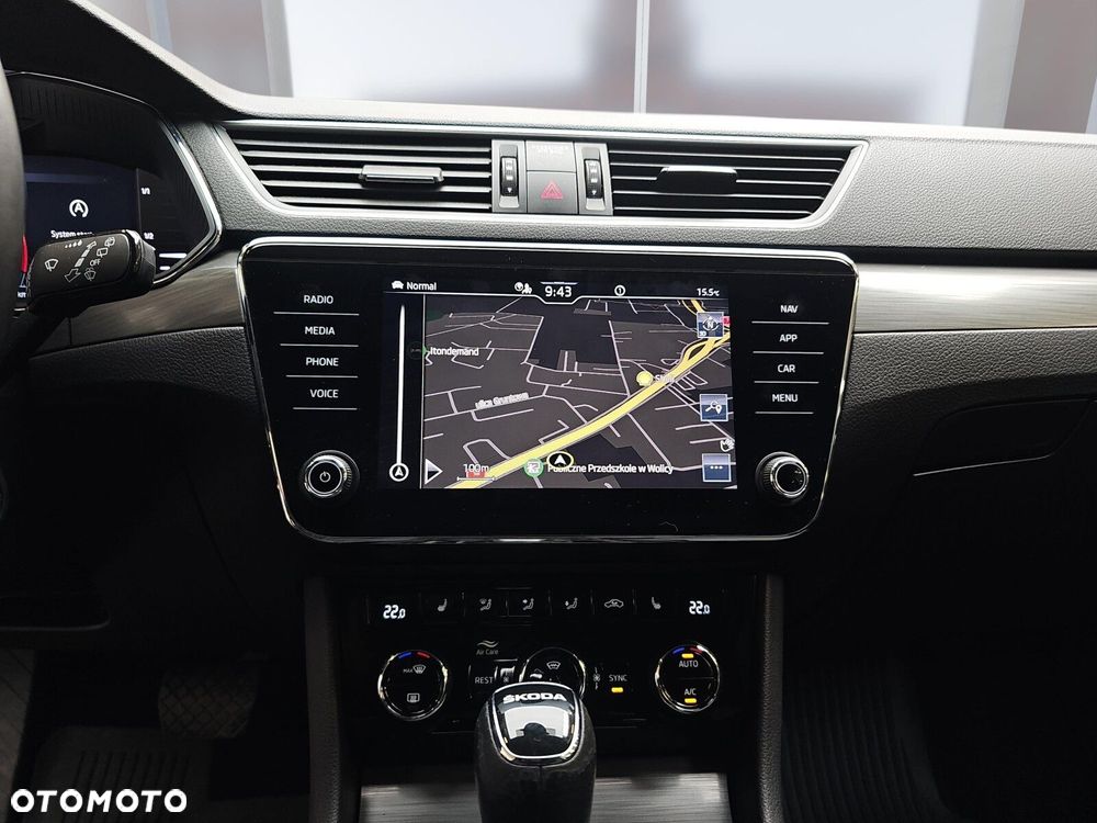 Skoda Superb 2.0 TSI Style DSG - 17