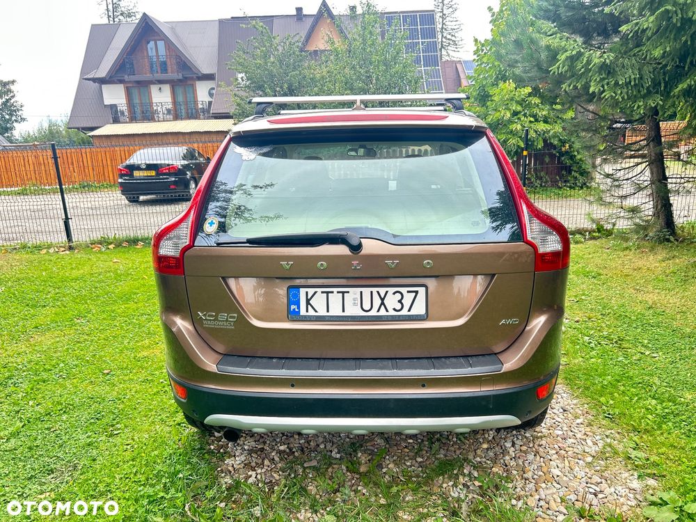 Volvo XC 60 2.4D AWD - 11