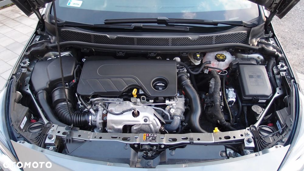 Opel Astra 1.6 CDTI Dynamic S&S - 12