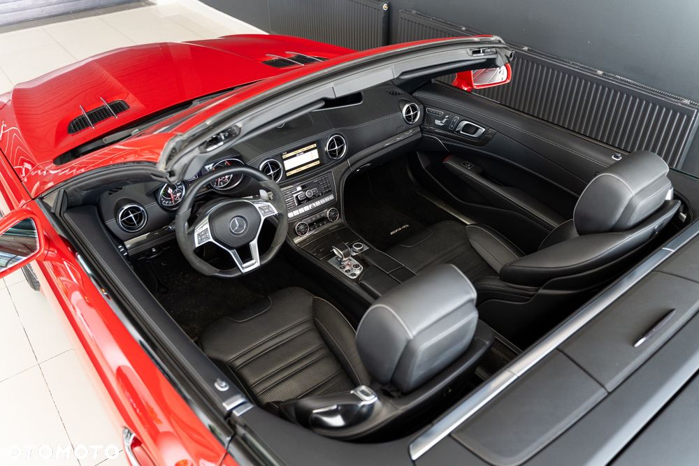 Mercedes-Benz SL - 28