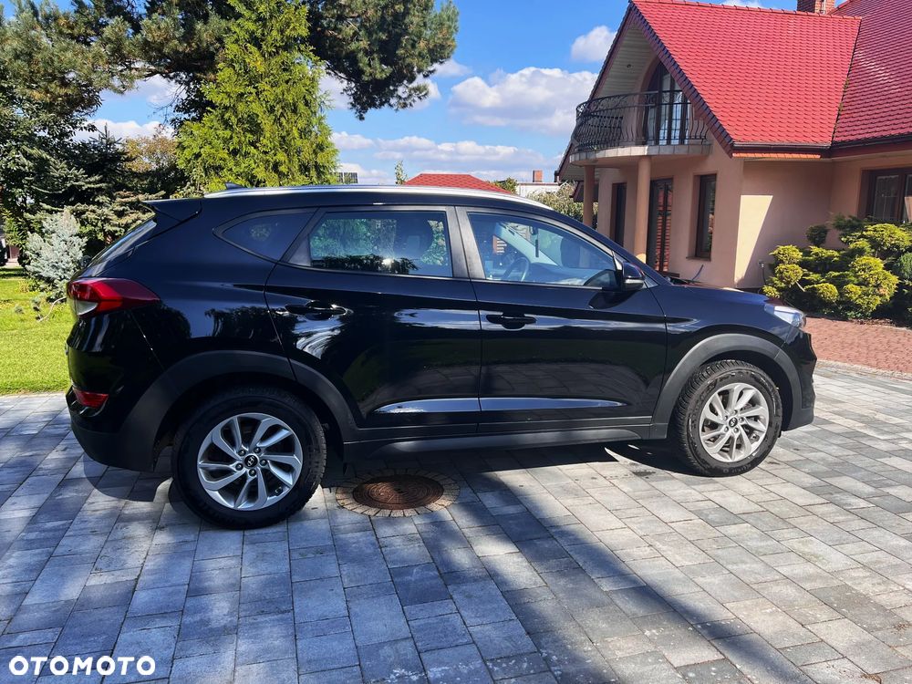 Hyundai Tucson blue 1.7 CRDi 2WD Style - 12
