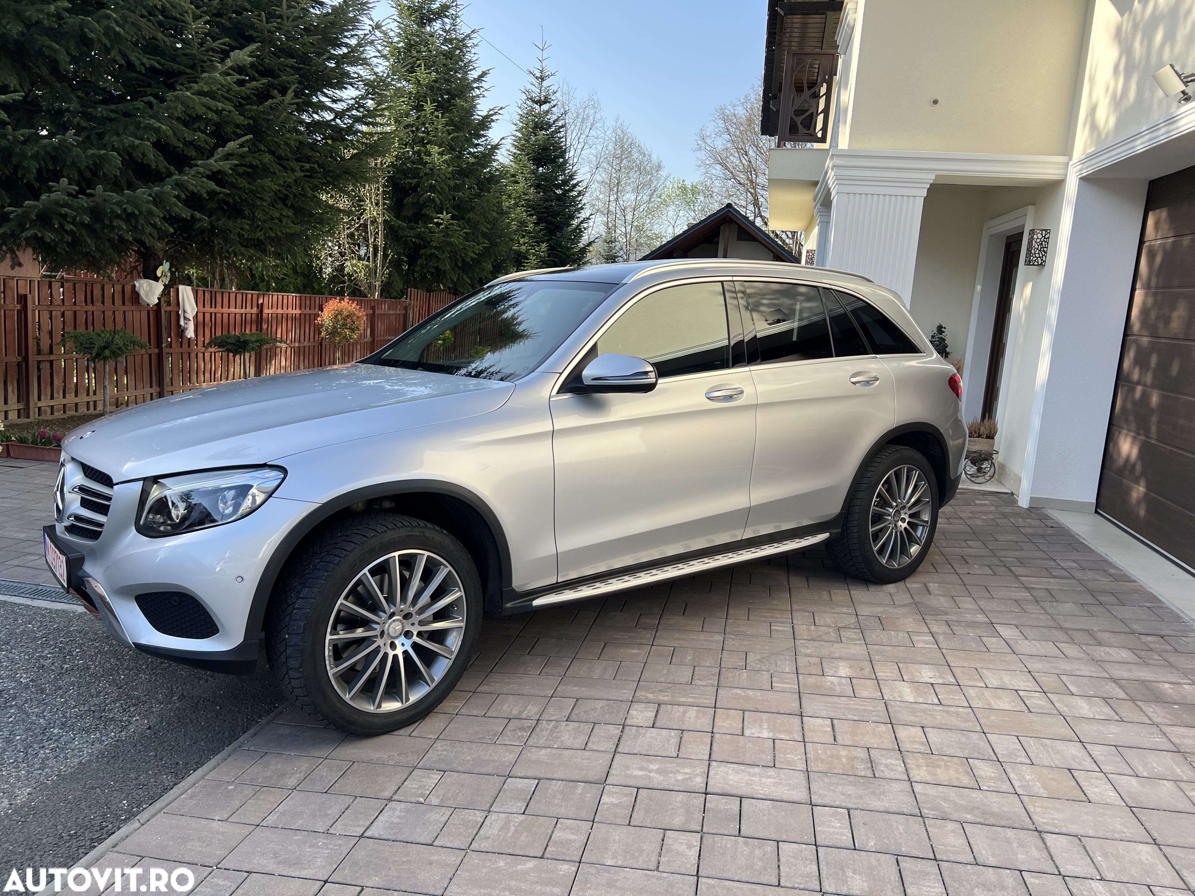 Mercedes-Benz GLC 250 d 4Matic 9G-TRONIC AMG Line - 2