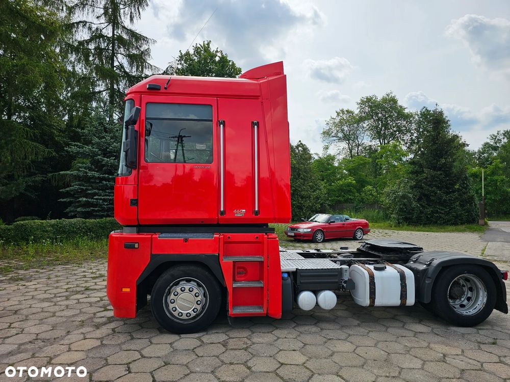 Renault Magnum Low Deck - 4