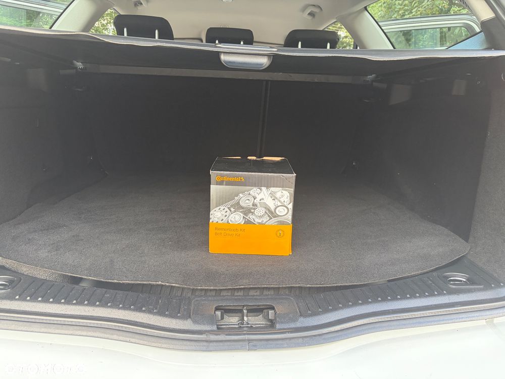 Ford Mondeo - 8