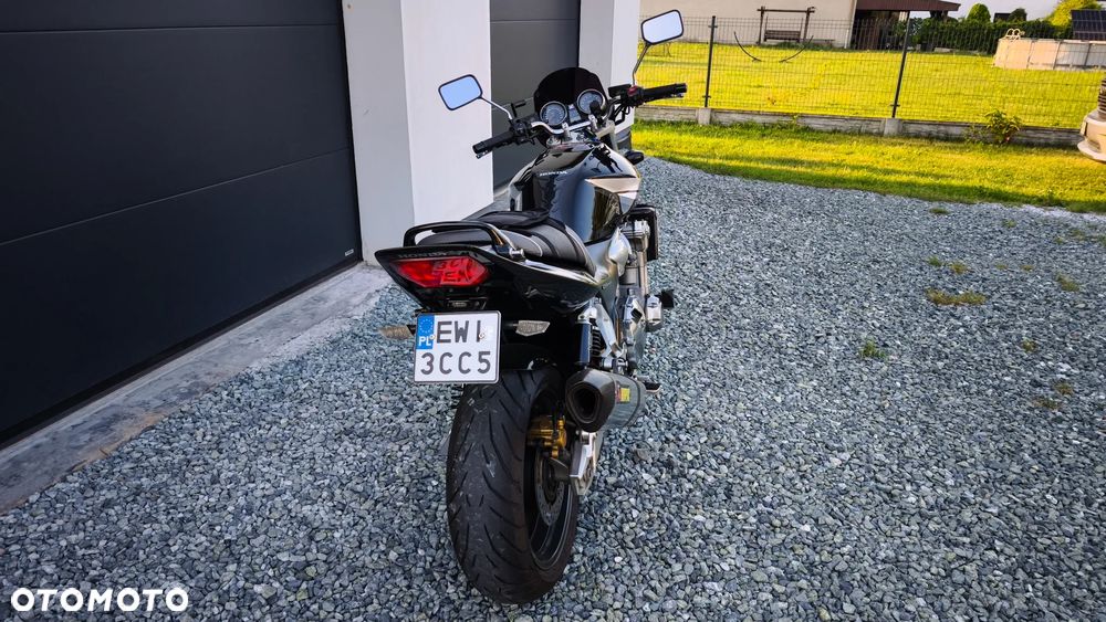 Honda CB - 24