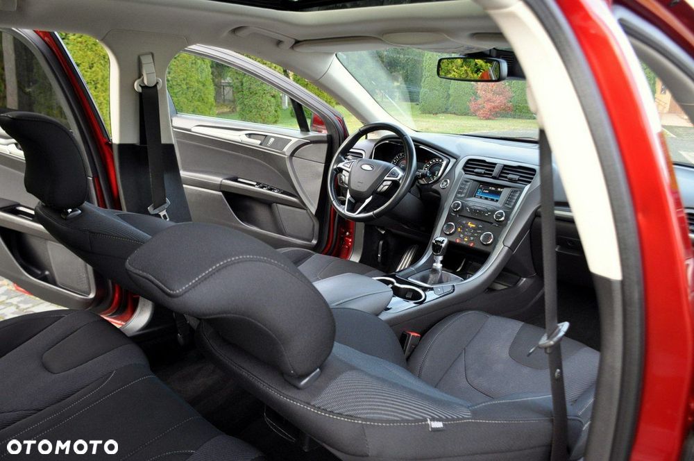 Ford Mondeo - 23