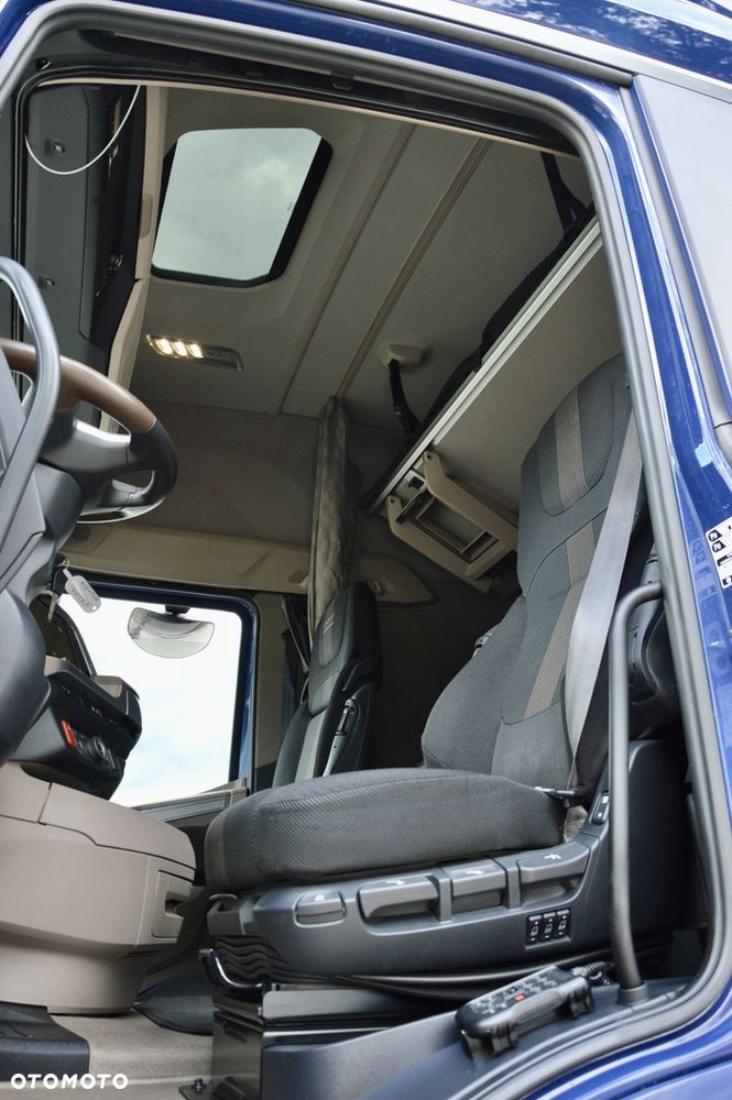 DAF XG+ 530 / ZF INTARDER / SALONKA / KLIMA POST / FULL LED / ALUFELGI / KONTRAKT - 26
