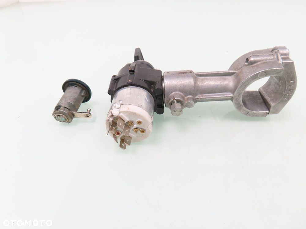 STACYJKA WKŁADKI SKODA FELICIA 441022221176 - 5