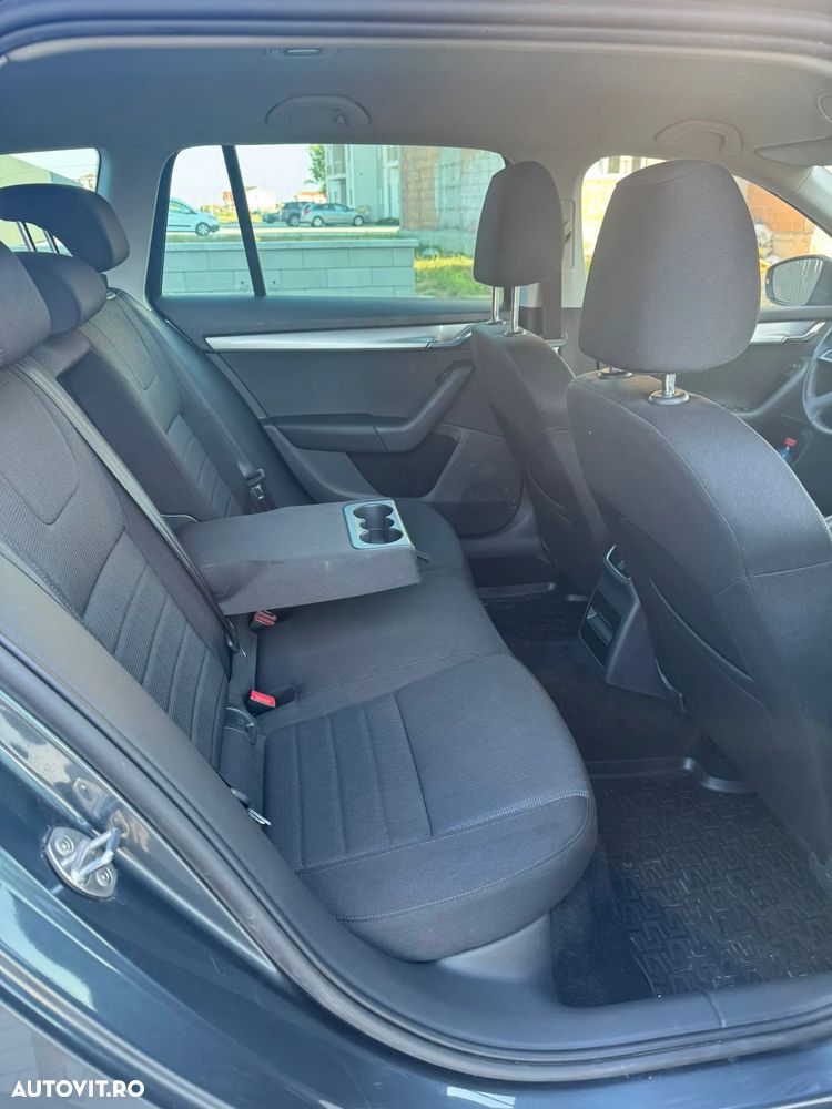 Skoda Octavia 2.0 TDI 4x4 - 11