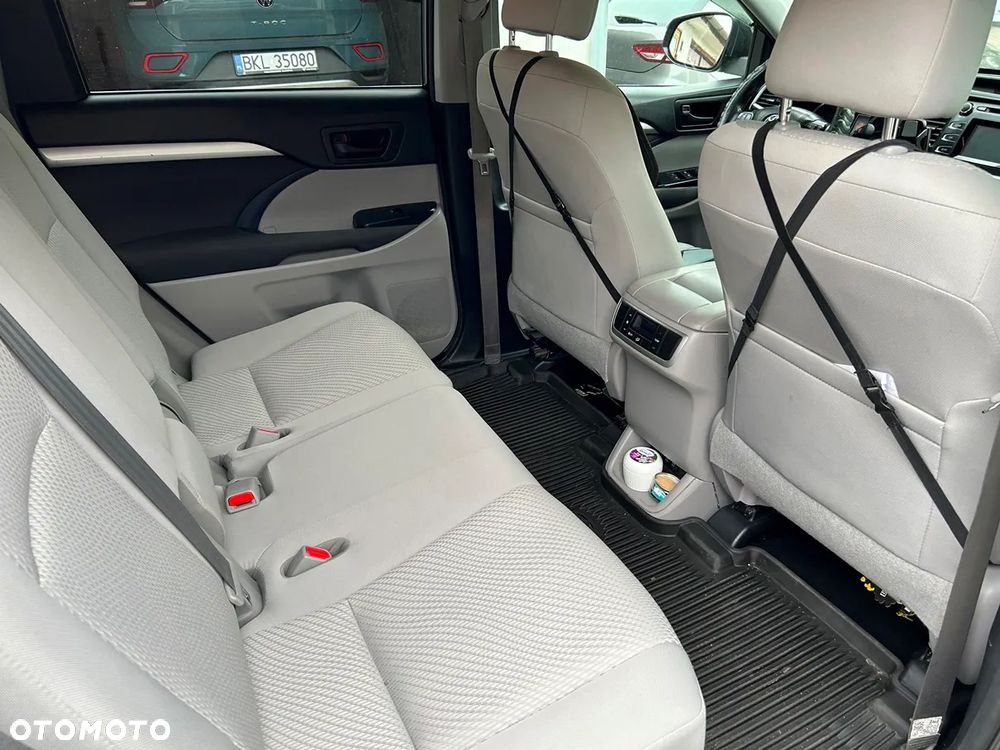 Toyota Highlander 3.5 V6 - 5
